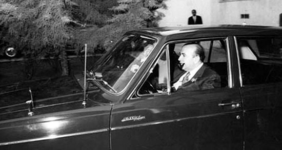 امیر عباس هویدا، مرموزترین نخست وزیر محمدرضا شاه