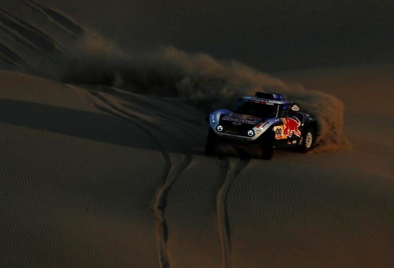 مسابقات رالی در مسیر ۵۰۰۰ کیلومتری صحرا