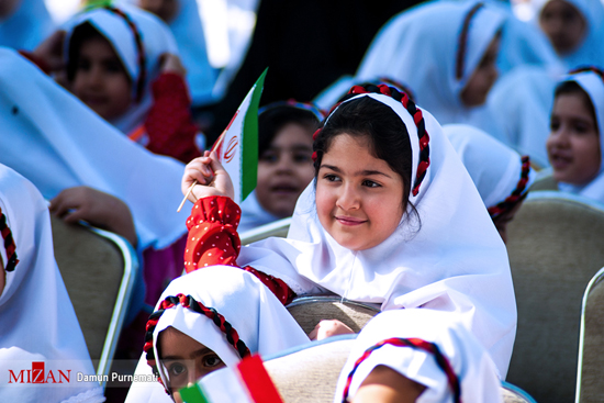 جشن شکوفه ها با حضور وزیر آموزش و پرورش