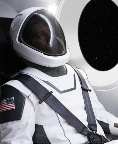 رونمایی از اولین لباس فضانوردی SpaceX
