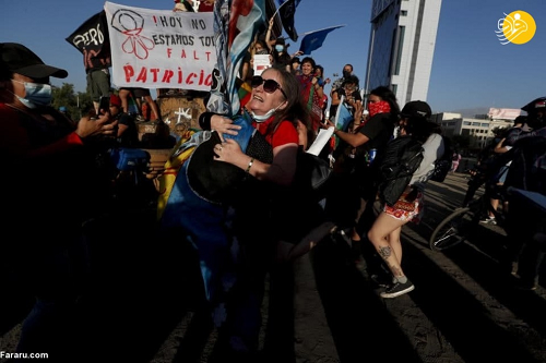 جشن مردم شیلی با مرگ همسر پینوشه
