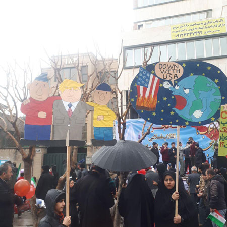 ترامپ، کنار «پت و مت» در راهپیمایی تهران