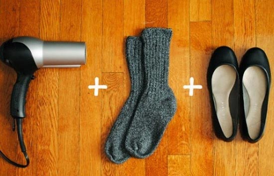 راه حل ساده برای کفش های تنگ! +عکس