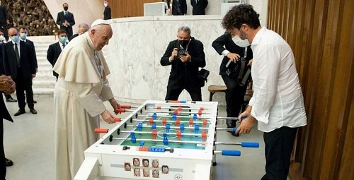ورزش مورد علاقه پاپ فرانسیس در کاخ واتیکان