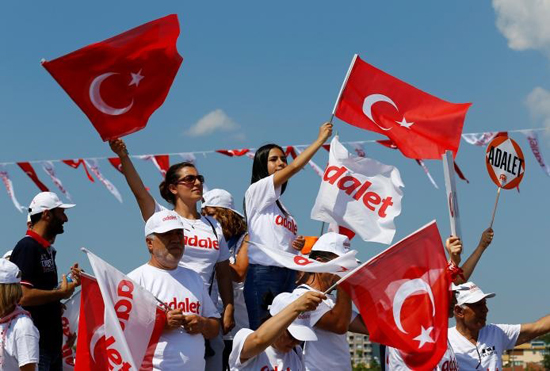 قیام 450کیلومتری مخالفان اردوغان