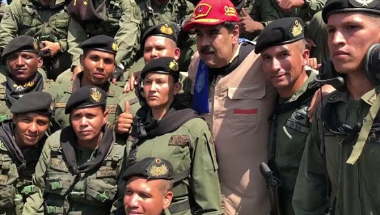 مادورو: ارتش ونزوئلا ۱۰۰۰درصد آماده است