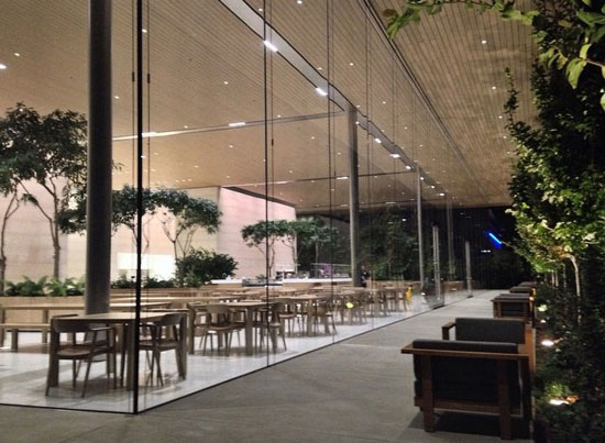 کافه جدید و جذاب شرکت اپل +عکس