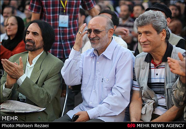 عکس: اعتراض هنری ایرانیان به فیلم موهن
