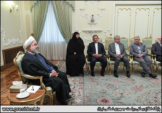 دیدار عیدانه‌ی جمعی از اعضای دولت با روحانی
