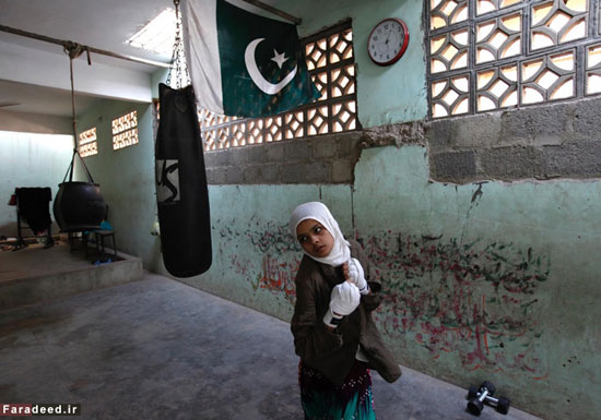 کلوپ مشت زنی دختران کراچی +عکس
