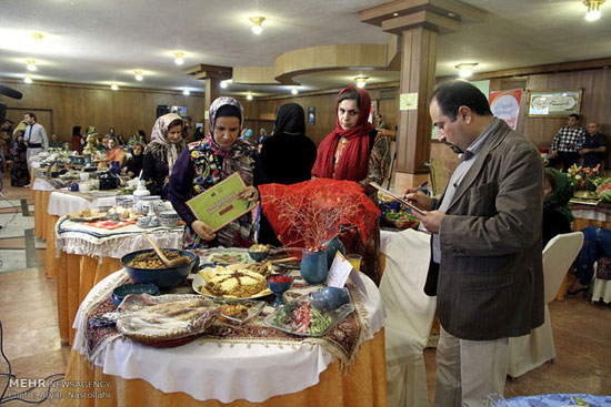 عکس: جشنواره غذاهای بومی کردستان