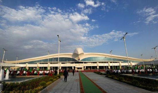 افتتاح ساختمان جدید فرودگاه پایتخت ترکمنستان
