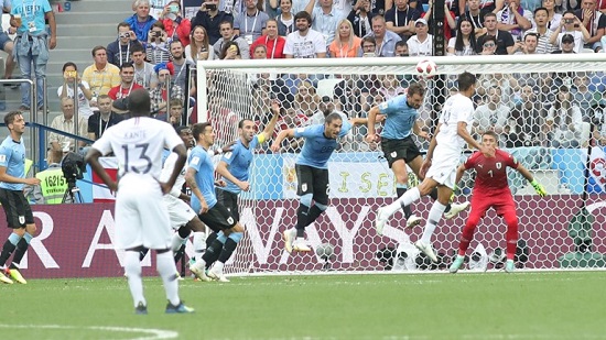 فرانسه قاطعانه به نیمه‌نهایی جام جهانی صعود کرد