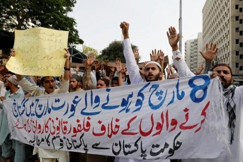 هشدار طالبان پاکستان به برگزاری راهپیمایی روز زن