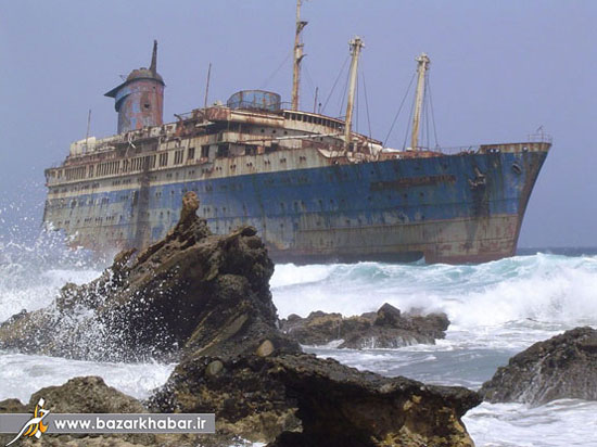 کشتی‌های به گل نشسته معروف +عکس