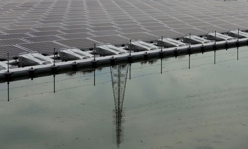بزرگترین مزرعه انرژی خورشیدی شناور