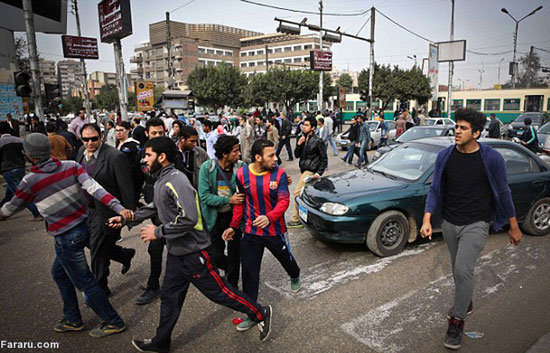 تیر خوردن دختر معترض در قاهره +عکس