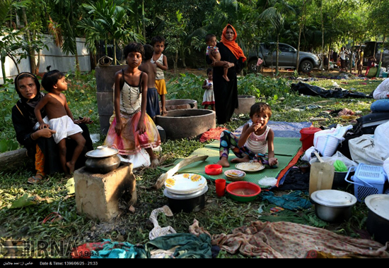 توزیع کمک‌های ایران به آوارگان روهینگیایی