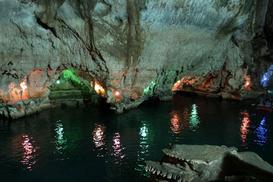 غار آبی شگفت‌انگیز سهولان مهاباد
