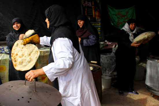 خدمت رسانی به زائران در شلمچه +عکس