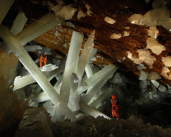 غار نایکا یا غار کریستال‌ها در مکزیک