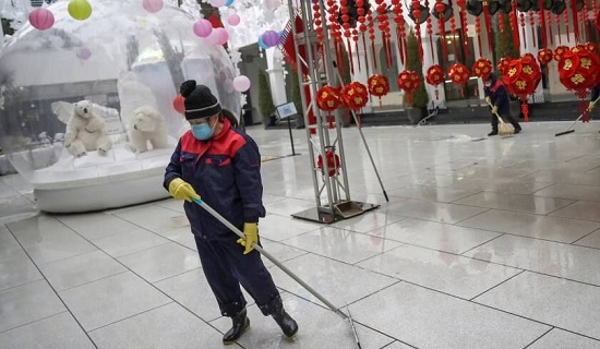 چین مسافران برگشتی از تعطیلات را قرنطینه کرد