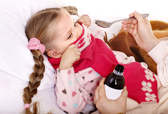 آیا هنگام دارو دادن به فرزندتان دچار مشکل می‌شوید؟