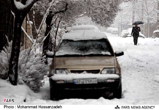 گزارش تصویری از اولین برف زمستانی پایتخت