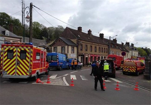 انفجار شدید در فرانسه +عکس