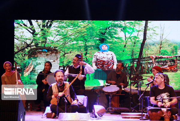 تصاویری از کنسرت گروه رستاک در گرگان‎