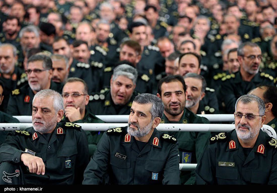عکس: دیدار فرماندهان سپاه با رهبر انقلاب عکس: دیدار فرماندهان سپاه با رهبر انقلاب