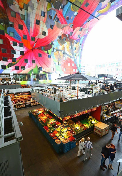بازار غذای زیبا در هلند