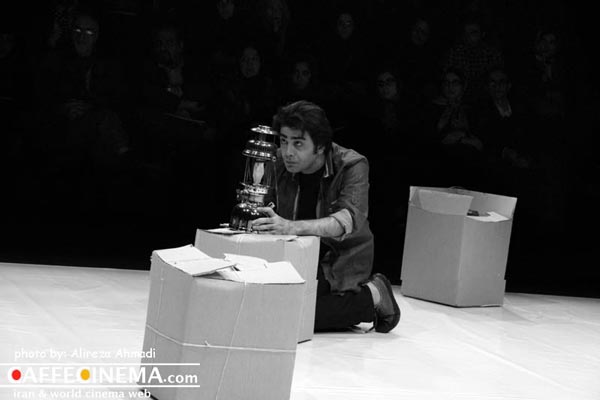 تصاویر: فرزاد حسنی روی صحنه