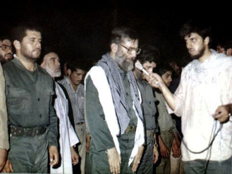 تصاویر کمتر دیده‌شده رهبر انقلاب در لباس پاسداری