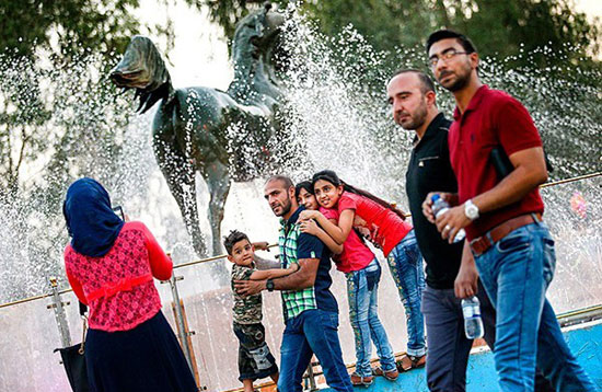 عکس: زندگی در بغداد در جریان است