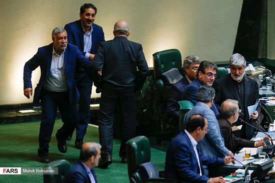 تصاویری از جلسه مجلسی‌ها به ریاست لاریجانی