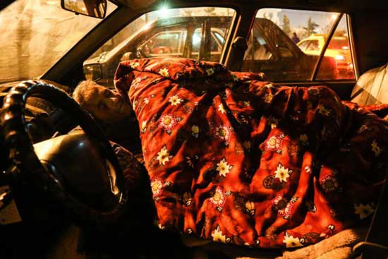 ماشین‌خوابی در تهران برای فروش جای پارک