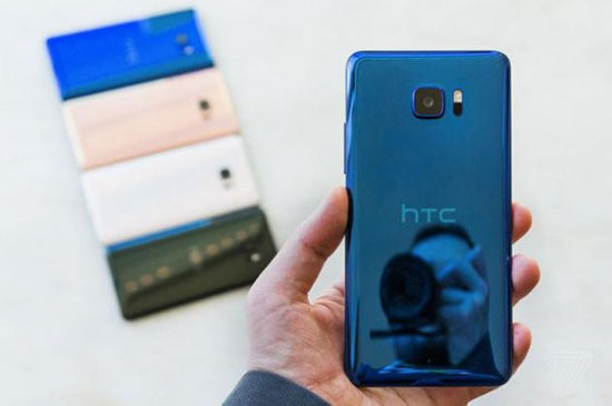 HTC U Ultra؛ یک گوشی کاملا متفاوت