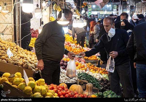 تصاویری از بازار خرید شب یلدا در تهران