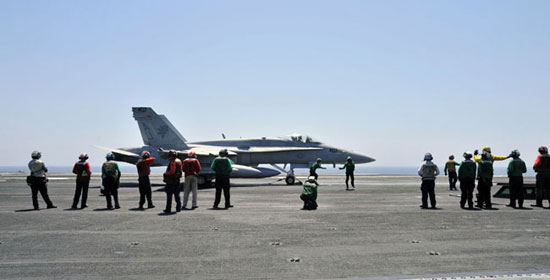 عکس: آغاز حمله هوایی آمریکا علیه داعش
