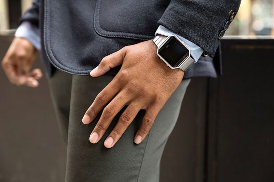 Fitbit Blaze، رقیب جدید اپل واچ +عکس