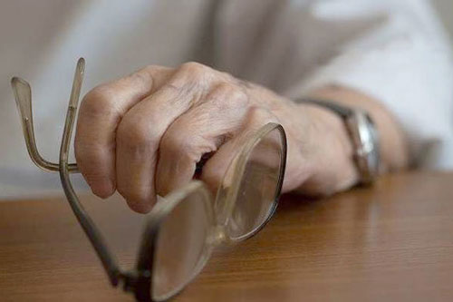 ۸۰درصد سالمندان ایرانی در خانه زندگی می‌کنند