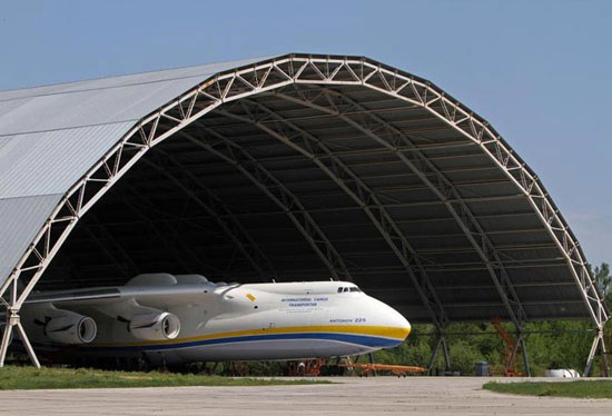عکس: غول پیکرترین هواپیمای جهان
