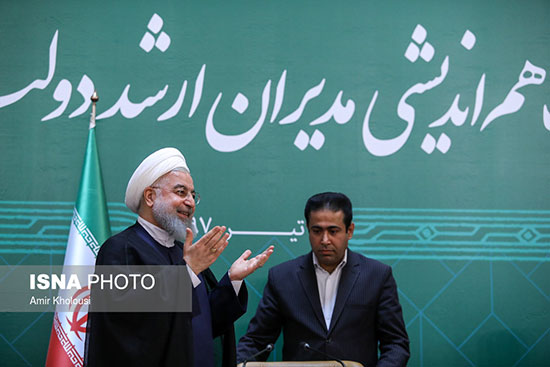 روحانی: دولت استعفا نمی‌دهد