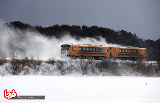 گرم کردن قطار ژاپنی با بخاری زغالی