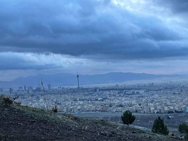 قابی متفاوت و تماشایی از شهر تهران