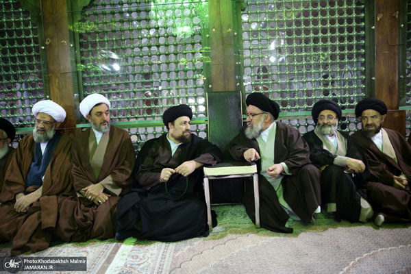 اعضای مجلس خبرگان در حرم امام
