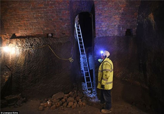 کشف یک تونل زیر زمینی در لیورپول