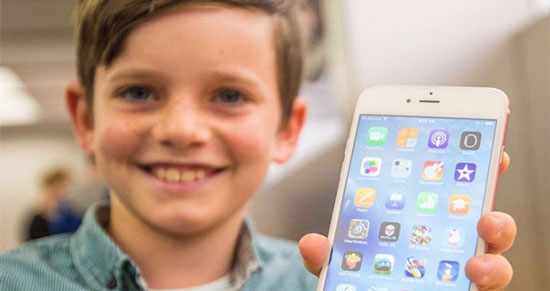 معرفی گوشی هوشمند phoneKid برای کودکان