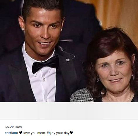رونالدو به مادرش تبریک گفت